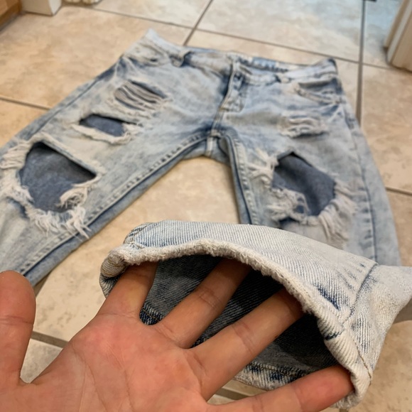 Pacsun Bullhead Acid-Wash Jeans - Picture 7 of 8